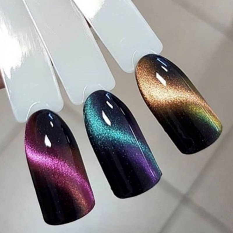 Кошачий глаз на белом лаке