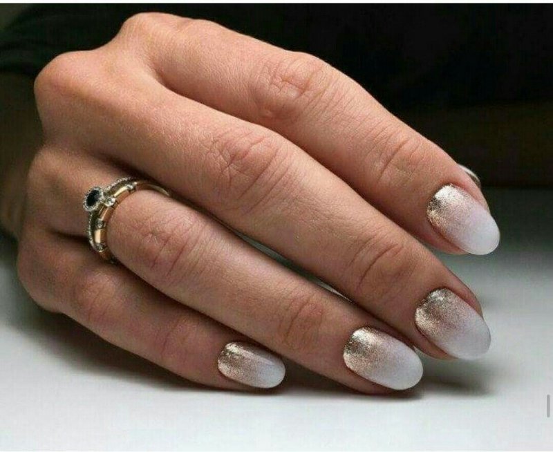 Красивый маникюр с втиркой
