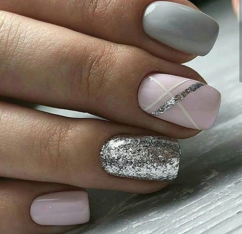 Серебристые ногти