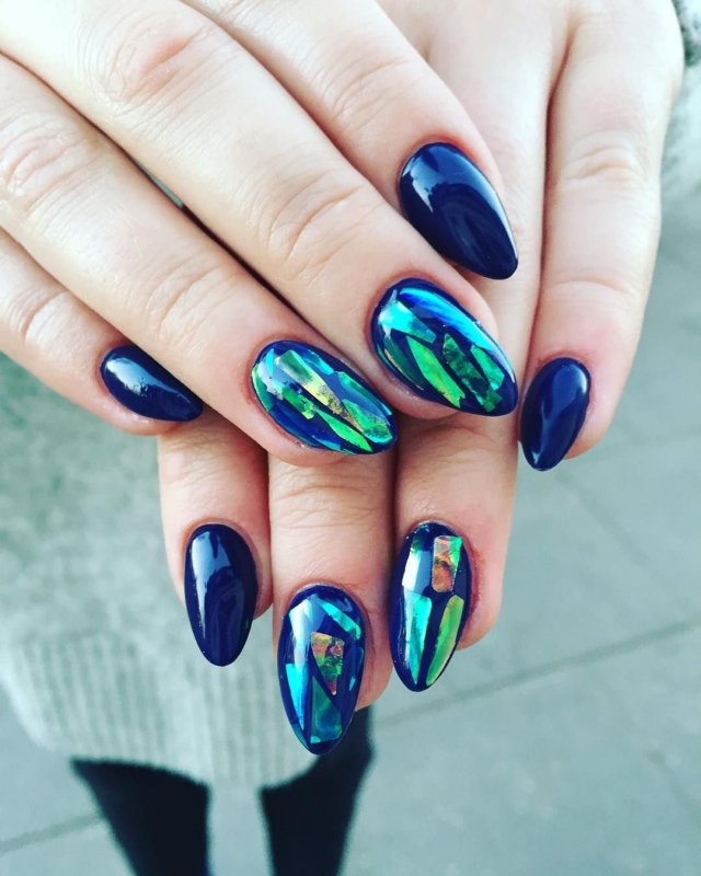 Маникюр с гель лаком кошачий глаз