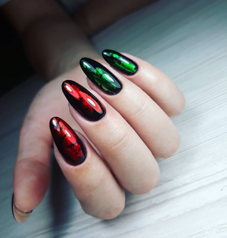 Маникюр витражный гель лак