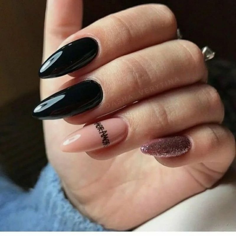 Длинные натуральные острые ногти