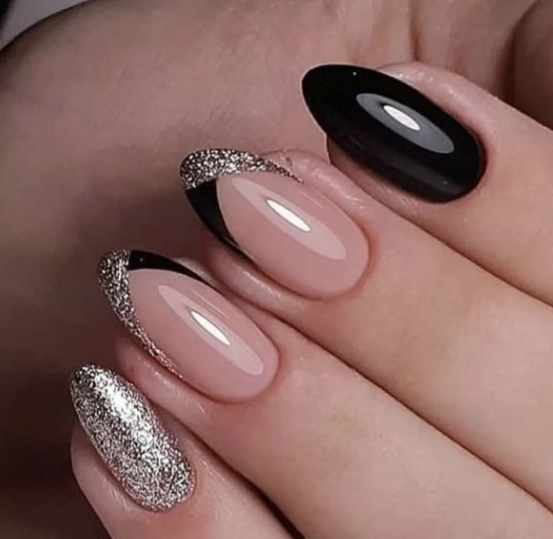 Черно серый френч