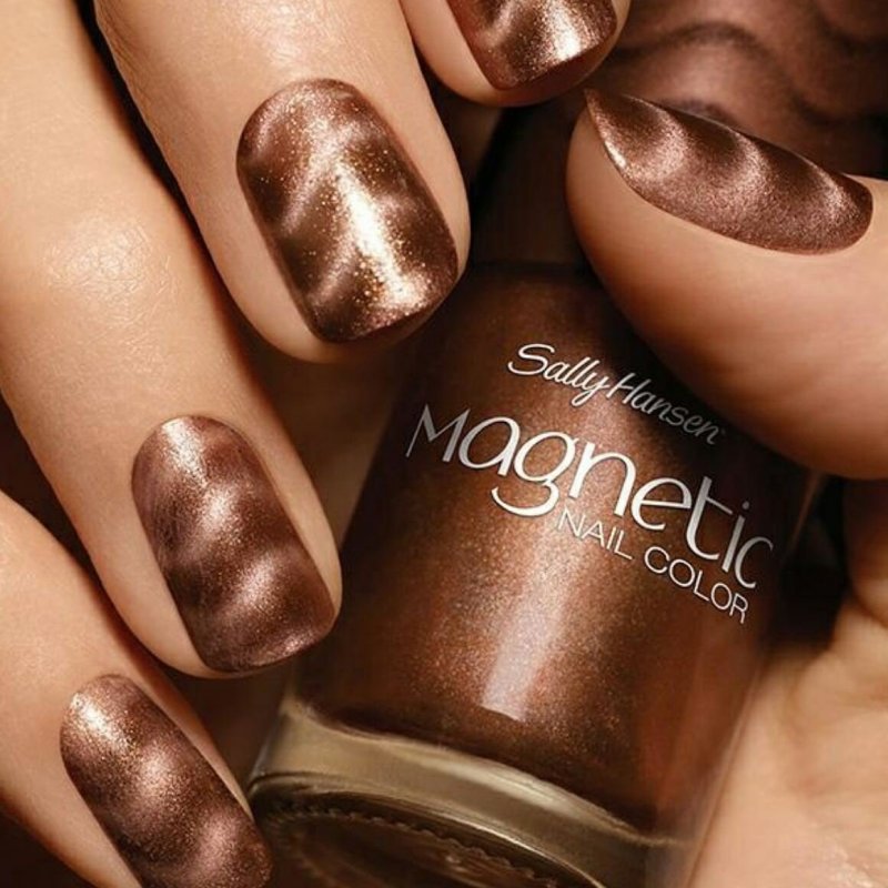 Кофейно коричневый маникюр
