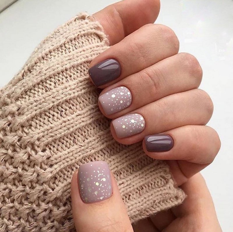 Кофейный маникюр на короткие ногти