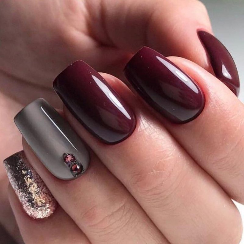 Серьги под бордовое платье