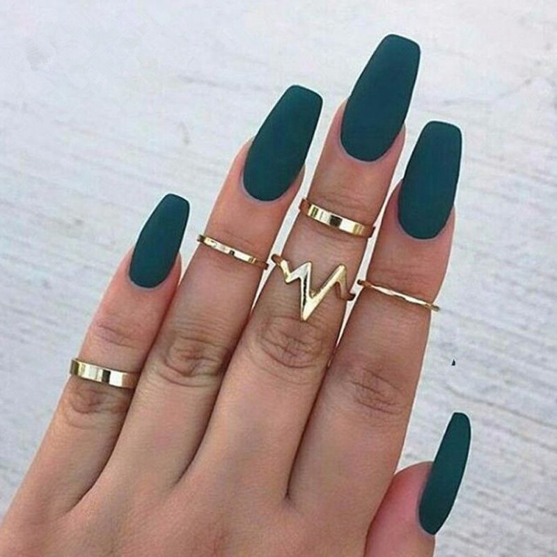 Кислотно розовые ногти