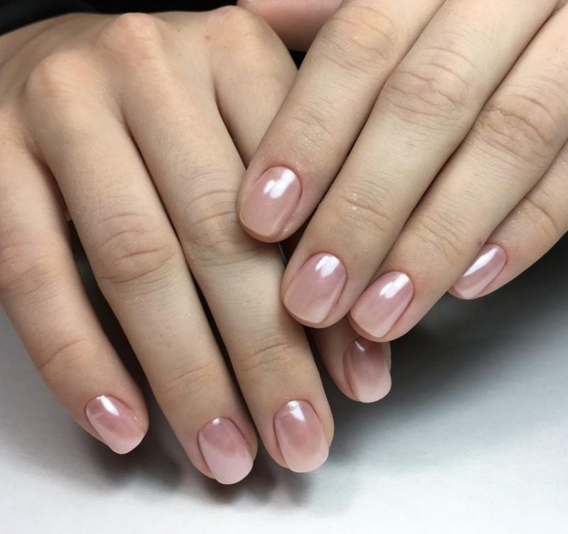 Классический маникюр гель лаком