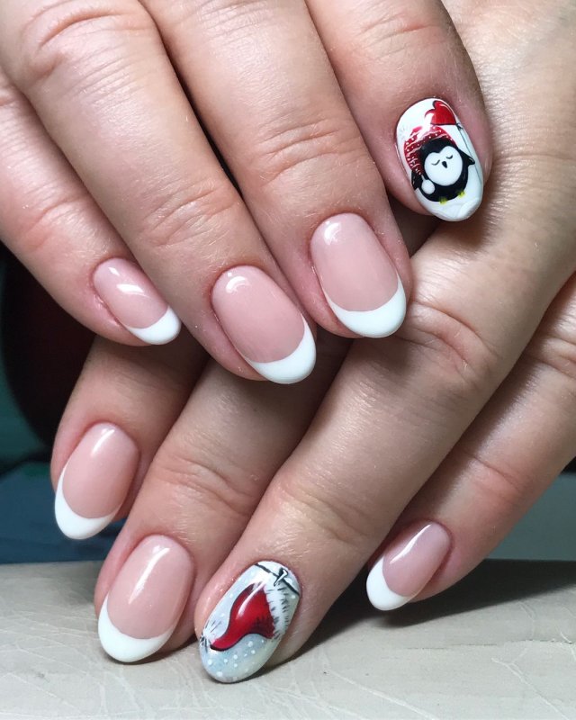Новогодний маникюр френч
