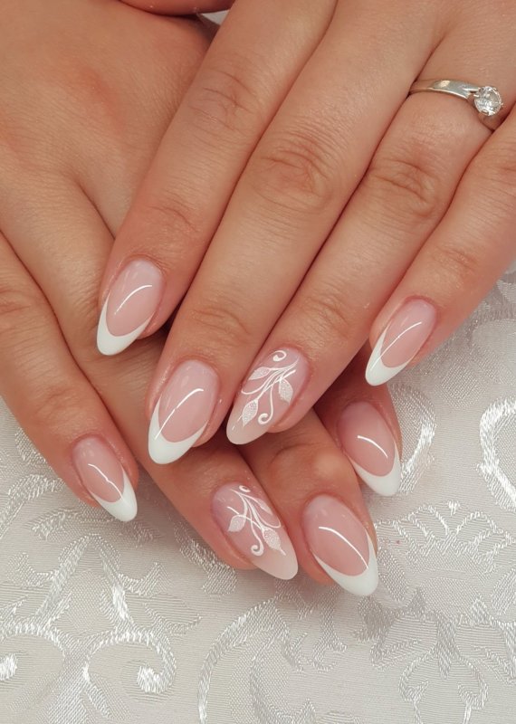 Lunniy Manicure