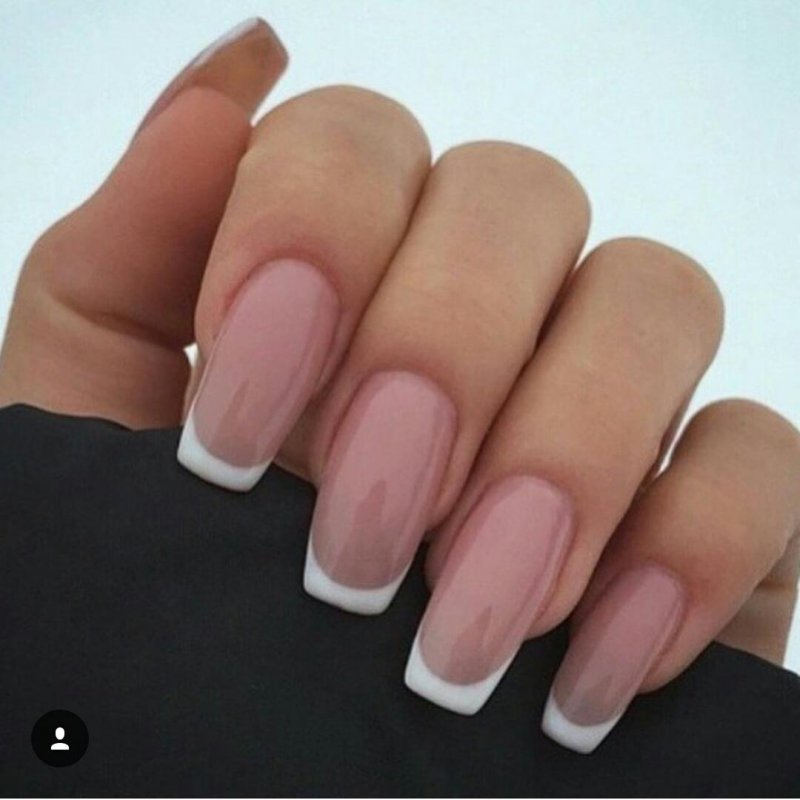 Классический френч на длинные ногти