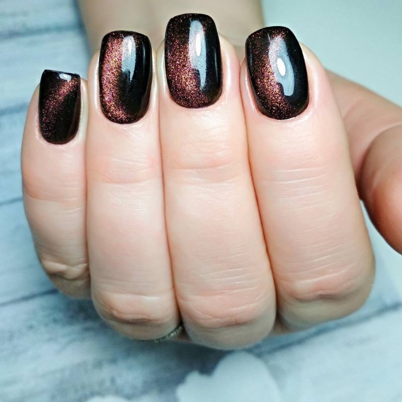 Шикарный маникюр на короткие ногти