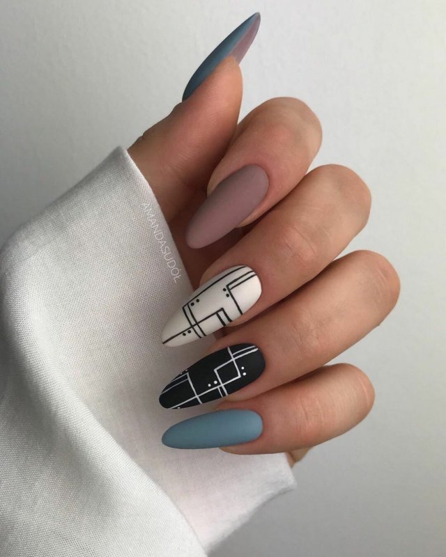 Ногти Минимализм