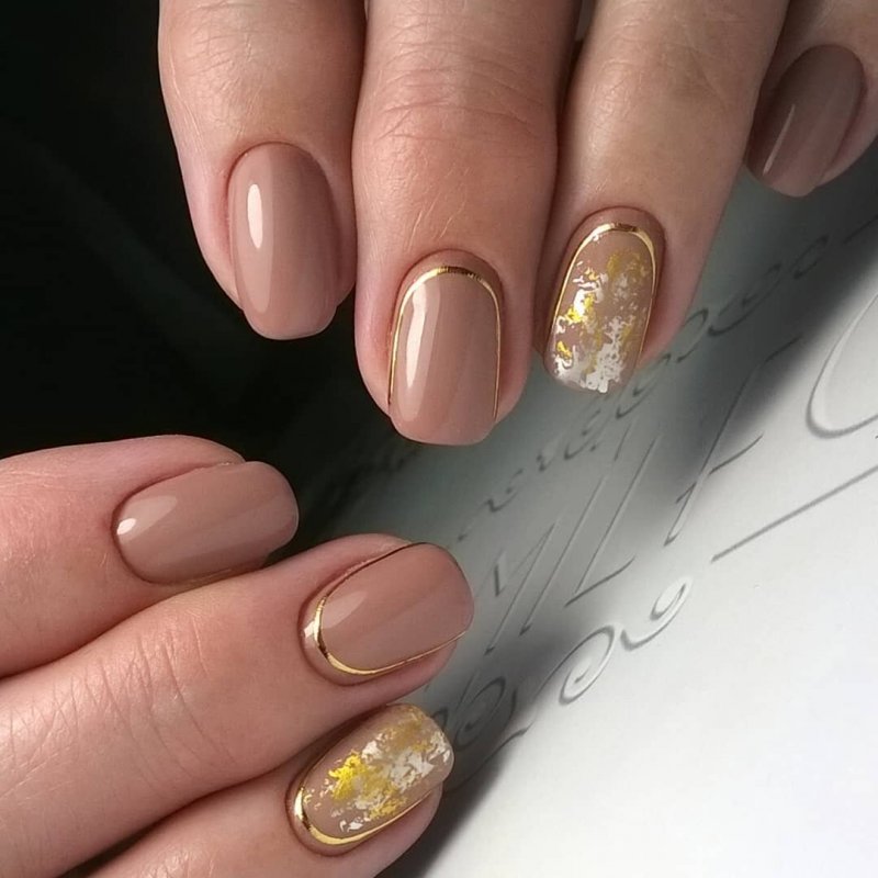 Френч маникюр на короткие ногти овальной формы