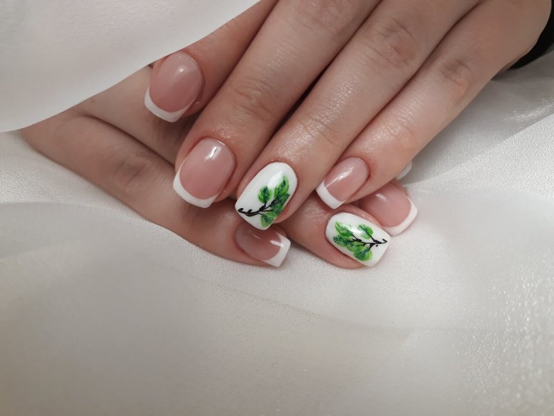 Маникюр зеленое яблоко