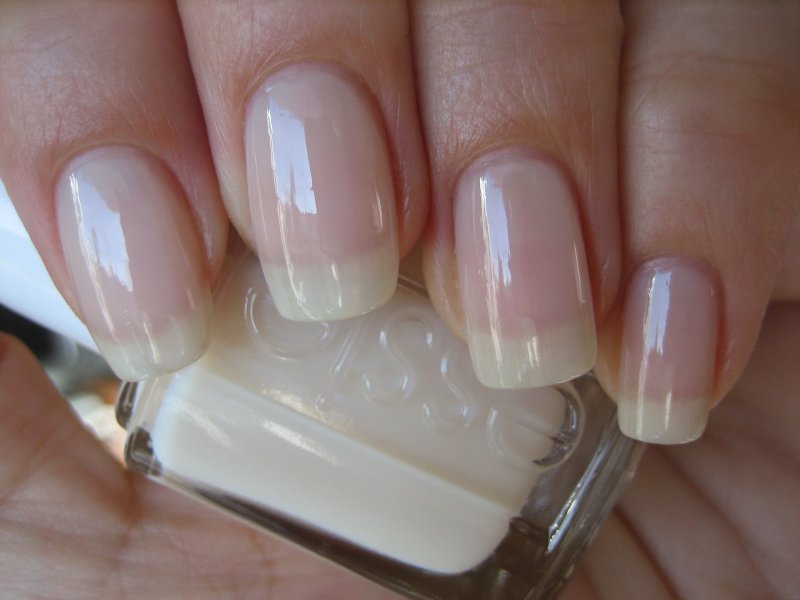 Essie Allure