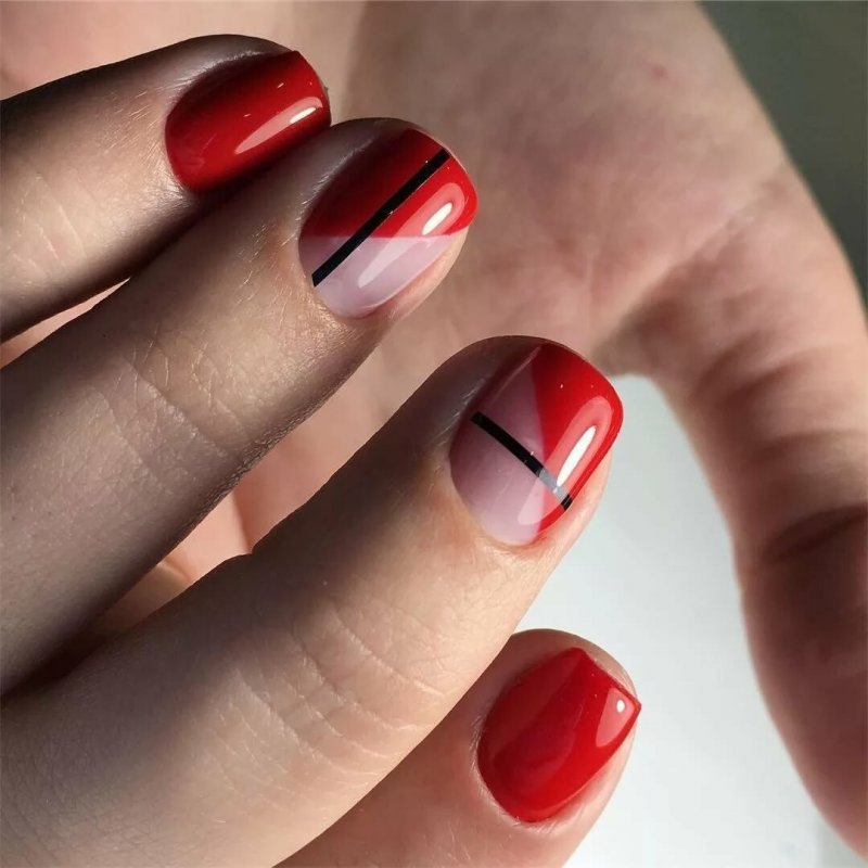 Красные ногти короткие однотонные