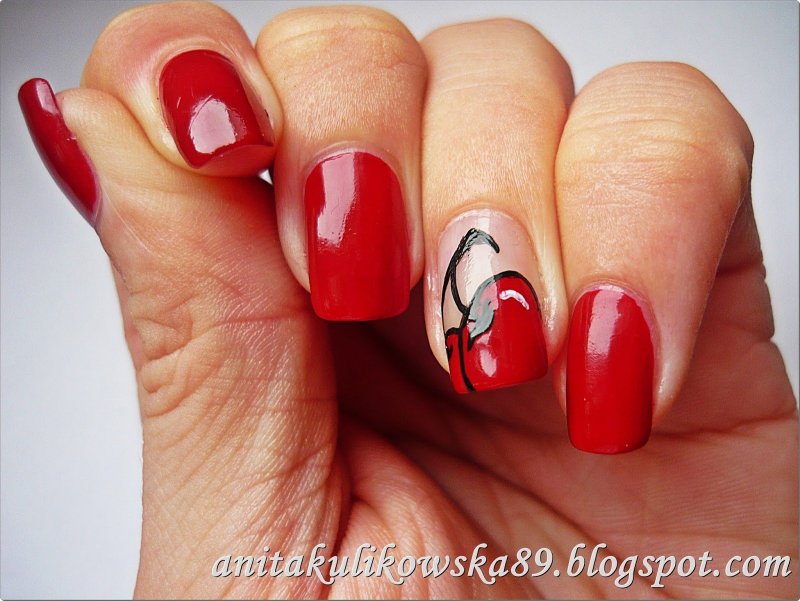 Короткие накрашенные ногти