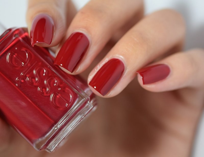 Гель лак Essie Winter