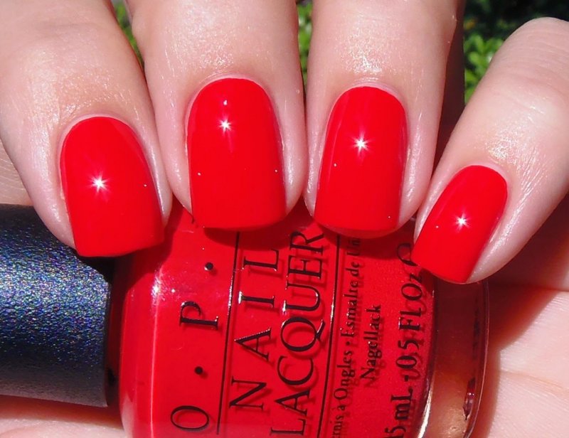 Палитра красных лаков OPI