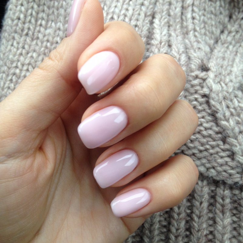 Лак Essie персиковый