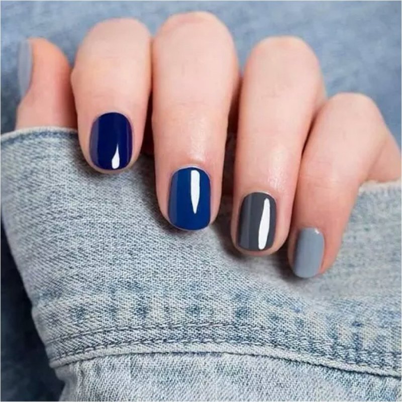 Короткие сининие ногти