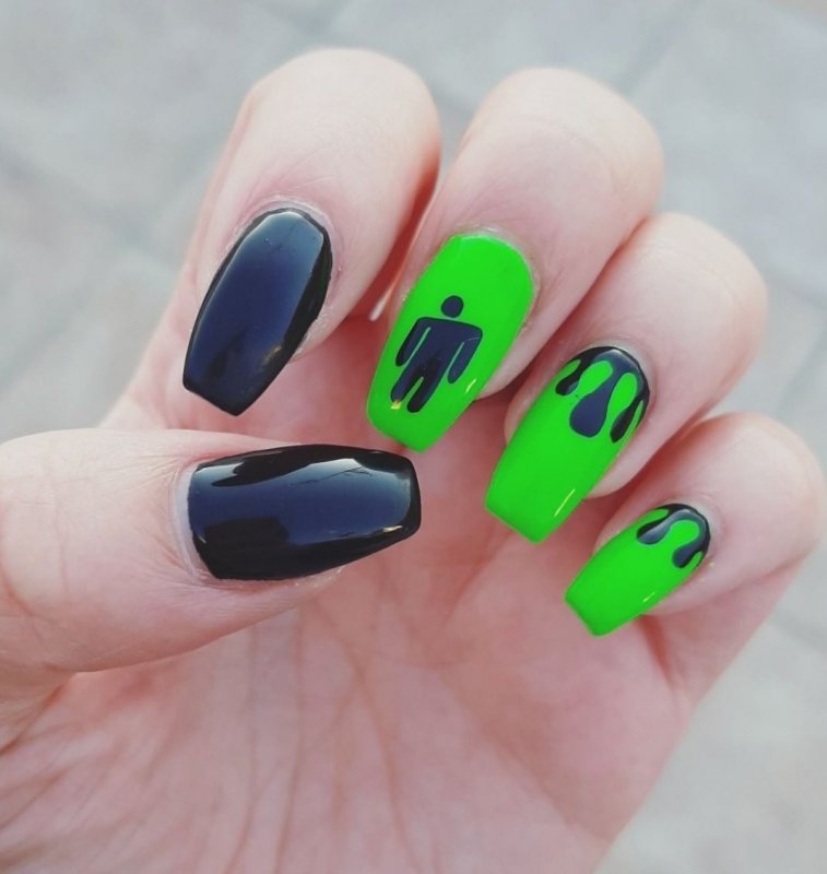 Черно белый маникюр на короткие ногти