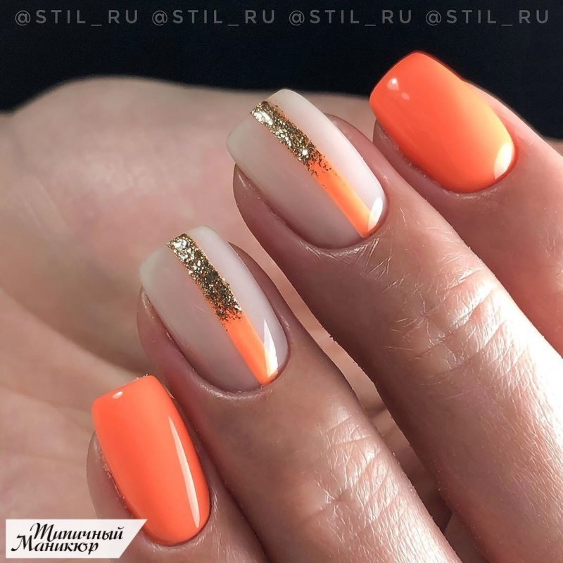 Желто, серо, оранжевый маникюр