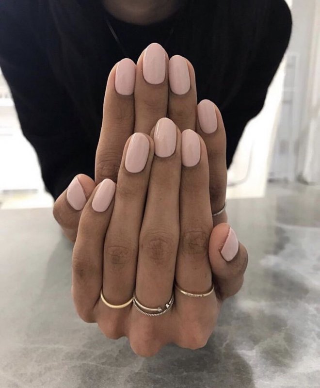 Модные формы коротких ногтей