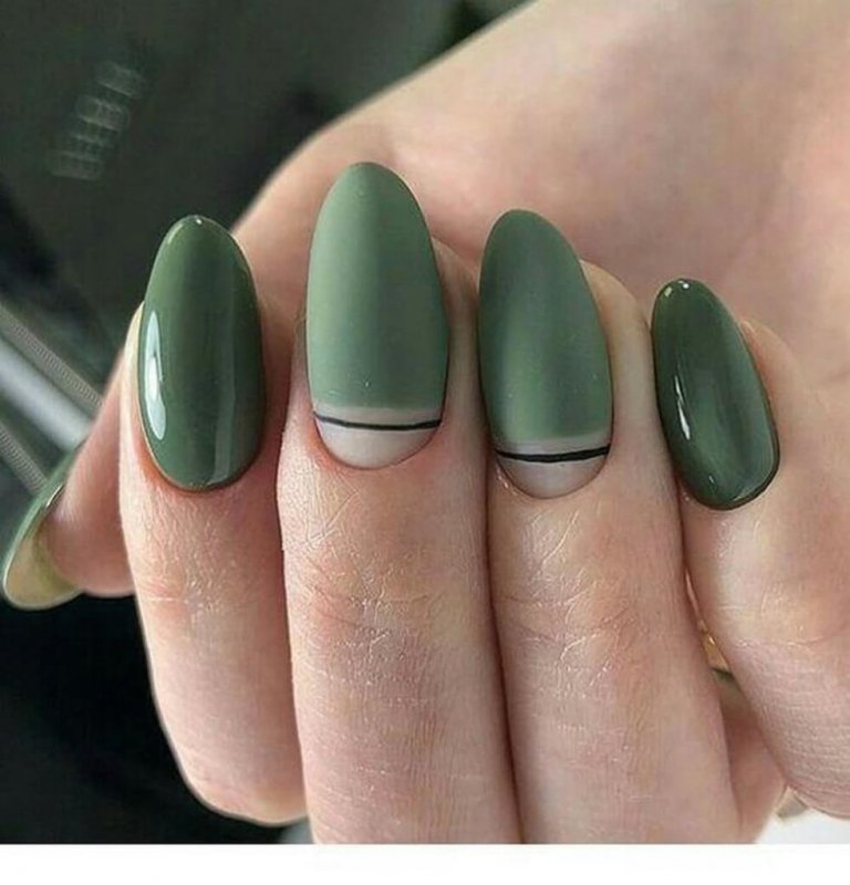 Оливковые ногти матовые