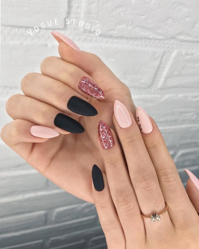 Маникюр на длинные ногти однотонные темные