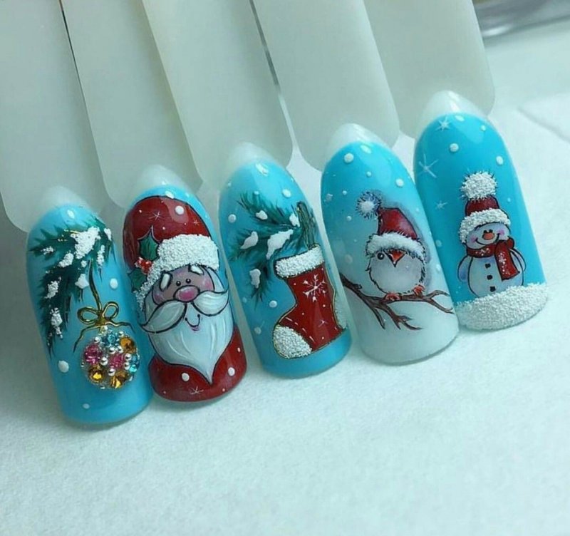 Новогодние рисунки на ногтях