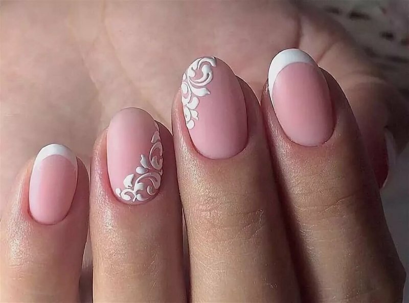 Свадебный маникюр на короткие ногти