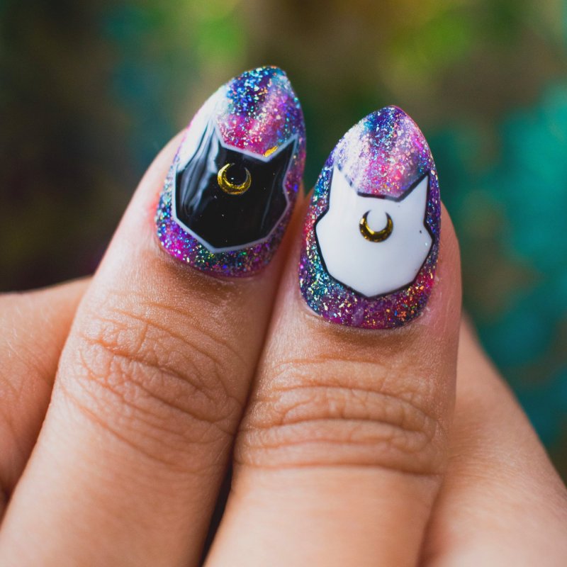 Маникюр Sailor Moon