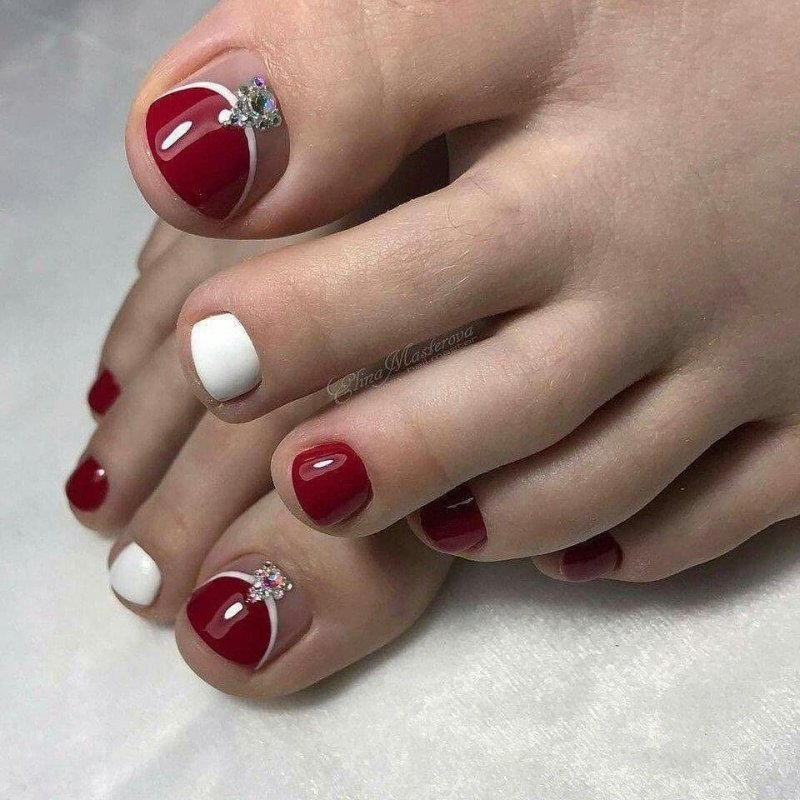 Педикюр на короткие ногти