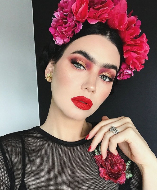 Carli Bybel Инстаграм