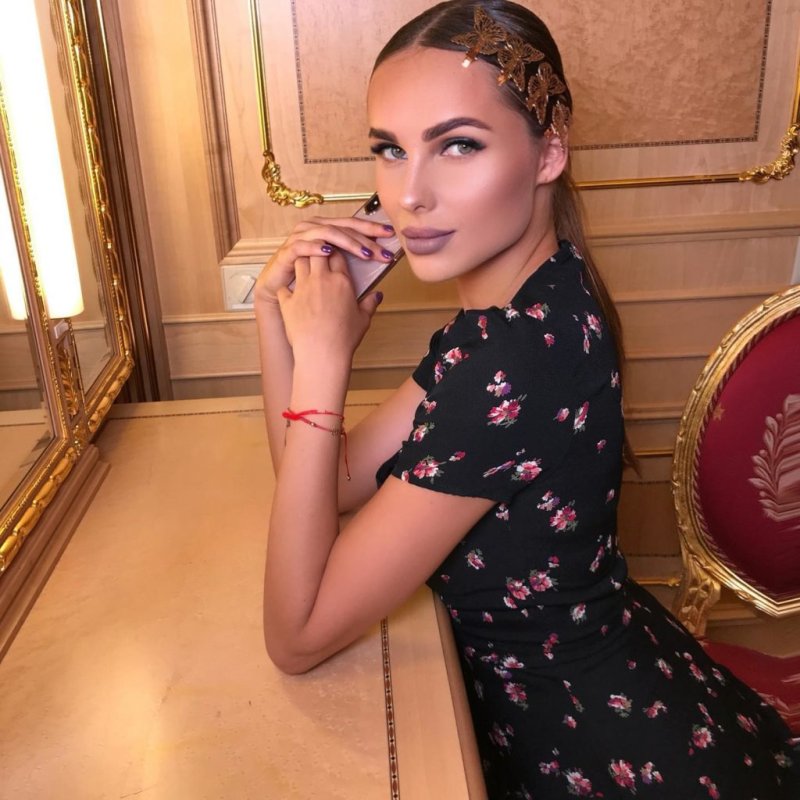 Ханна певица улыбка