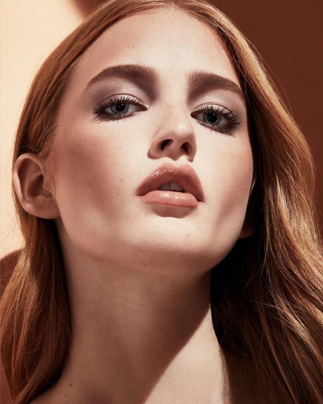 Fenty Beauty Cheeks out Freestyle Cream Bronzer