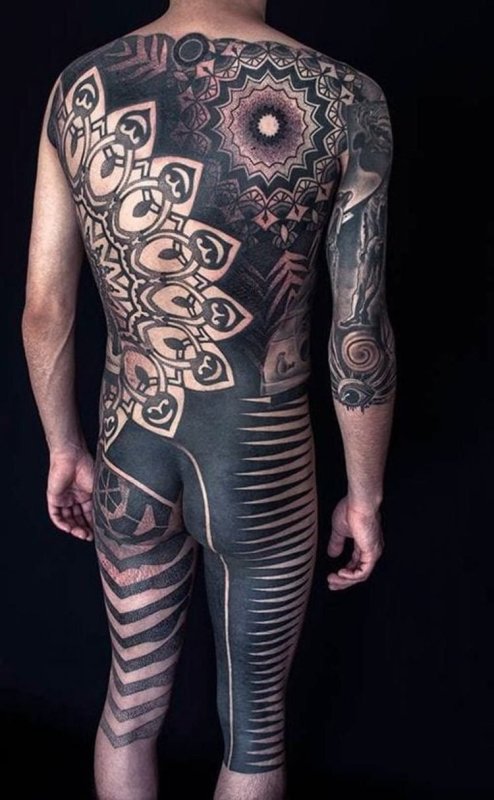 Стиль тату блэкворк blackwork