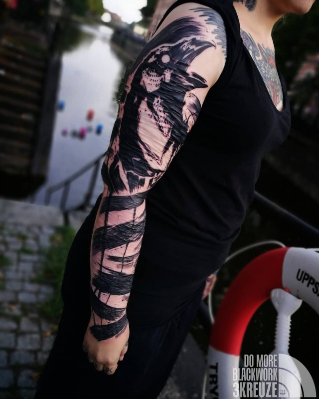 Стиль тату блэкворк blackwork