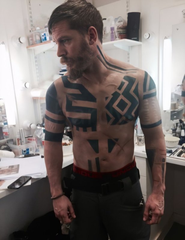 Tom Hardy тату