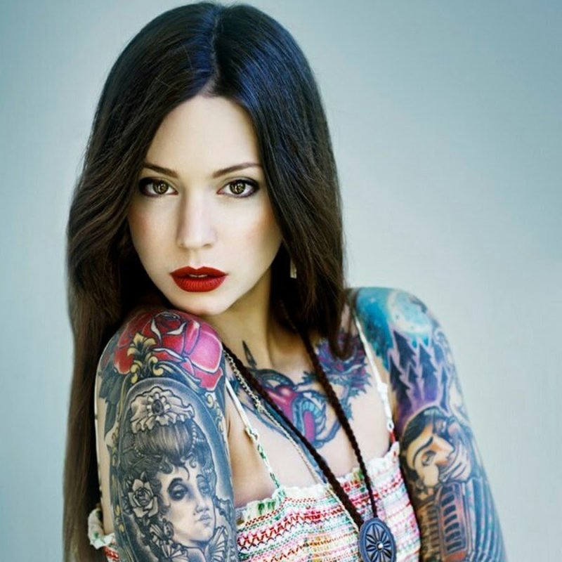Майя Мюллер Tattoo girls