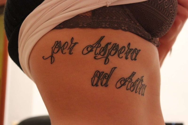 Per aspera ad Astra тату