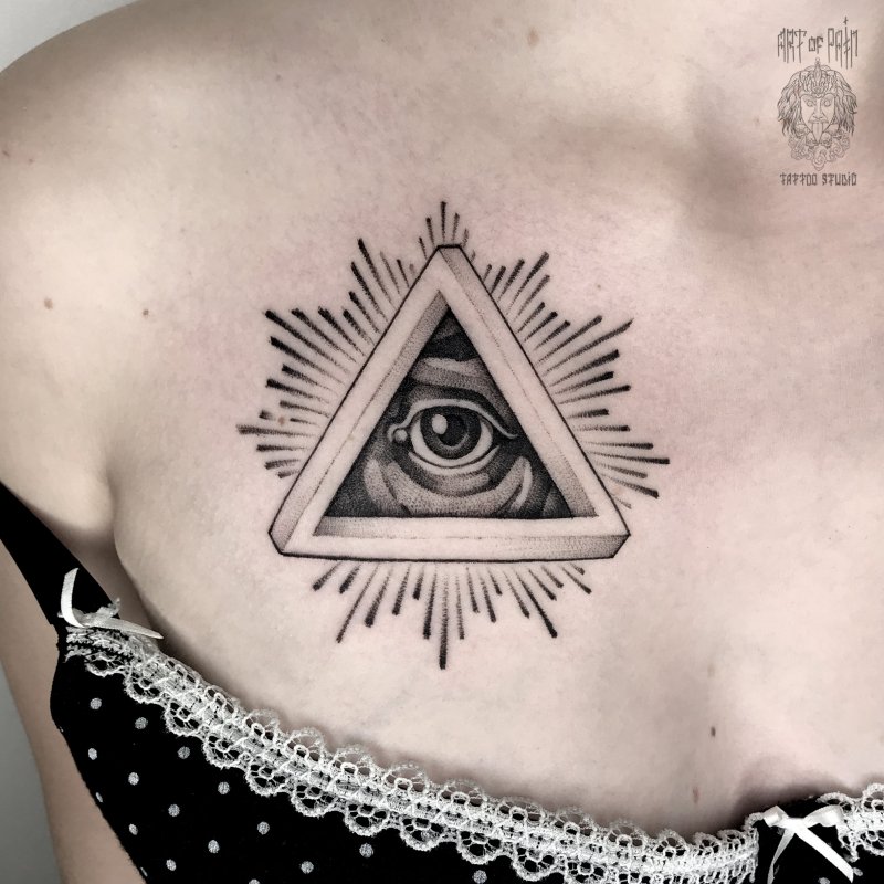 Tattoo глаз гора Всевидящее око