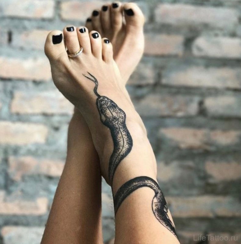Тату на лодыжке для девушек