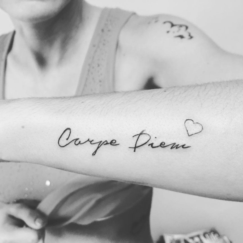 Carpe Diem тату