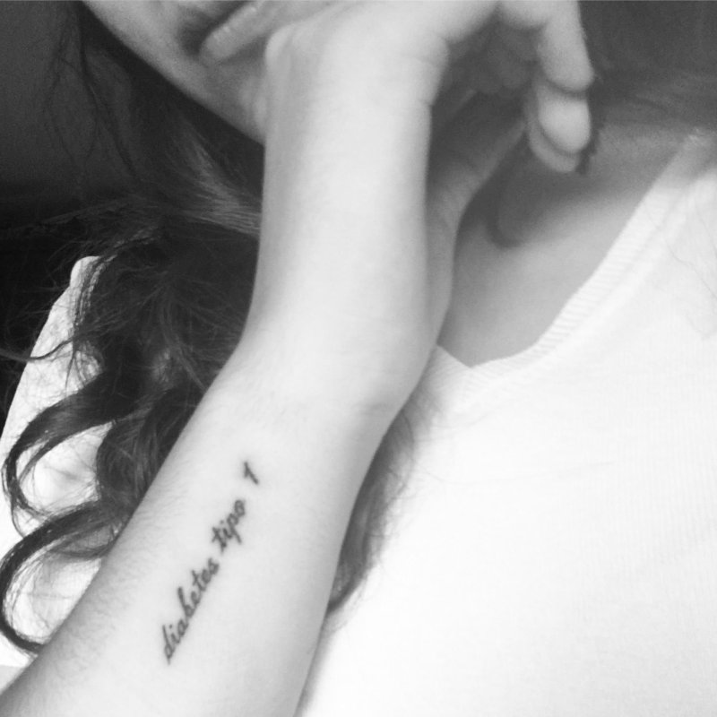 Never give up тату