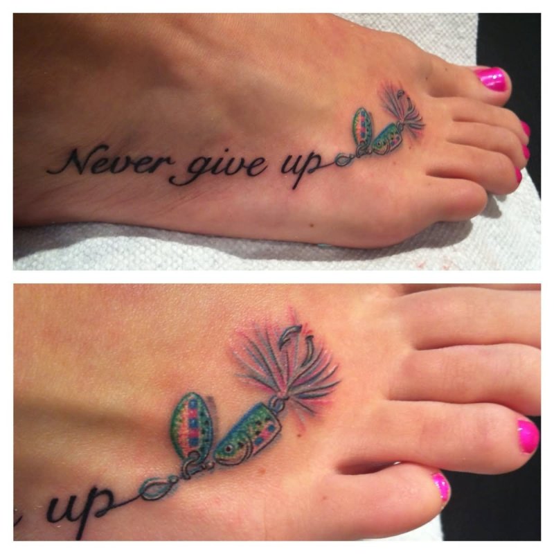Татуировка never give up