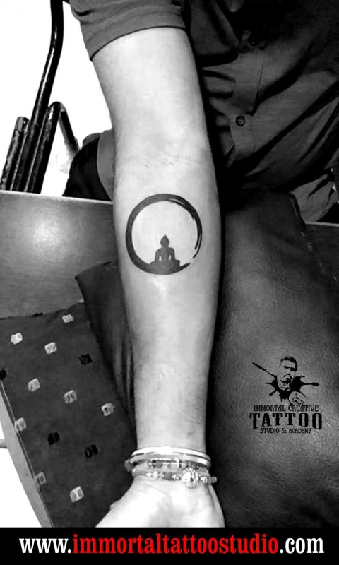 Memento Morí Татуировка на руку