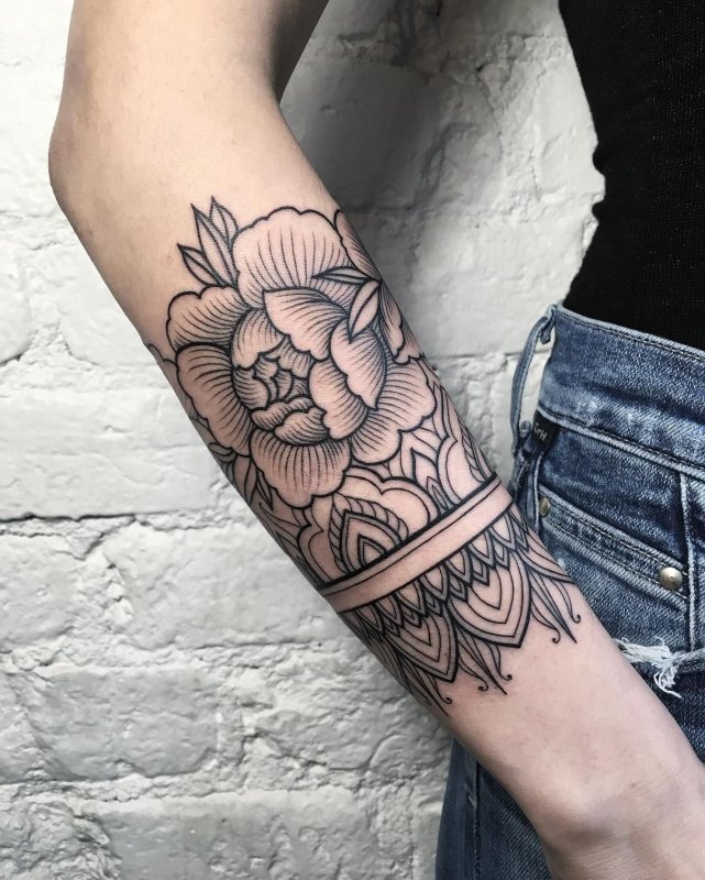 Linework предплечье